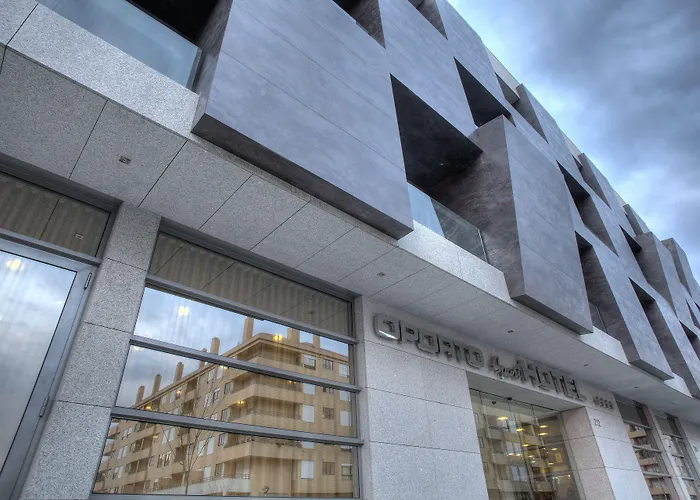 ユーロスターズ オポルト 4*