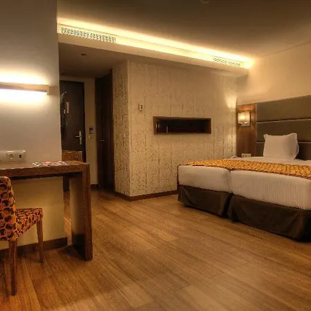 Eurostars Отель